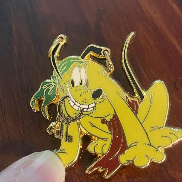 2006 Pluto Pirates of the Caribbean Disney Parks Pin - Picture 3 of 5